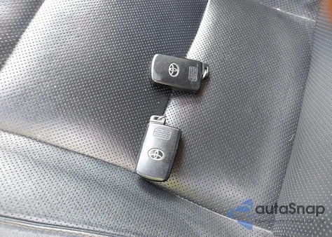 2015 Toyota Highlander Limited Platinum V6 z USA, uszkodzony, nr VIN 5TDDKRFH2FS170489